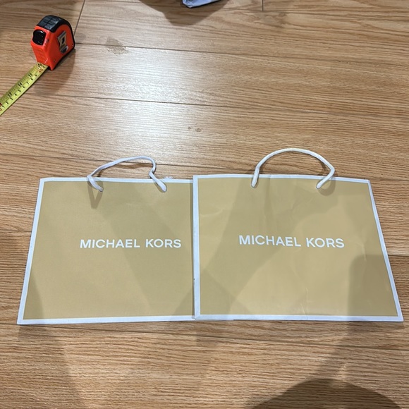 Qty-2 MK gift bag - Picture 9 of 9